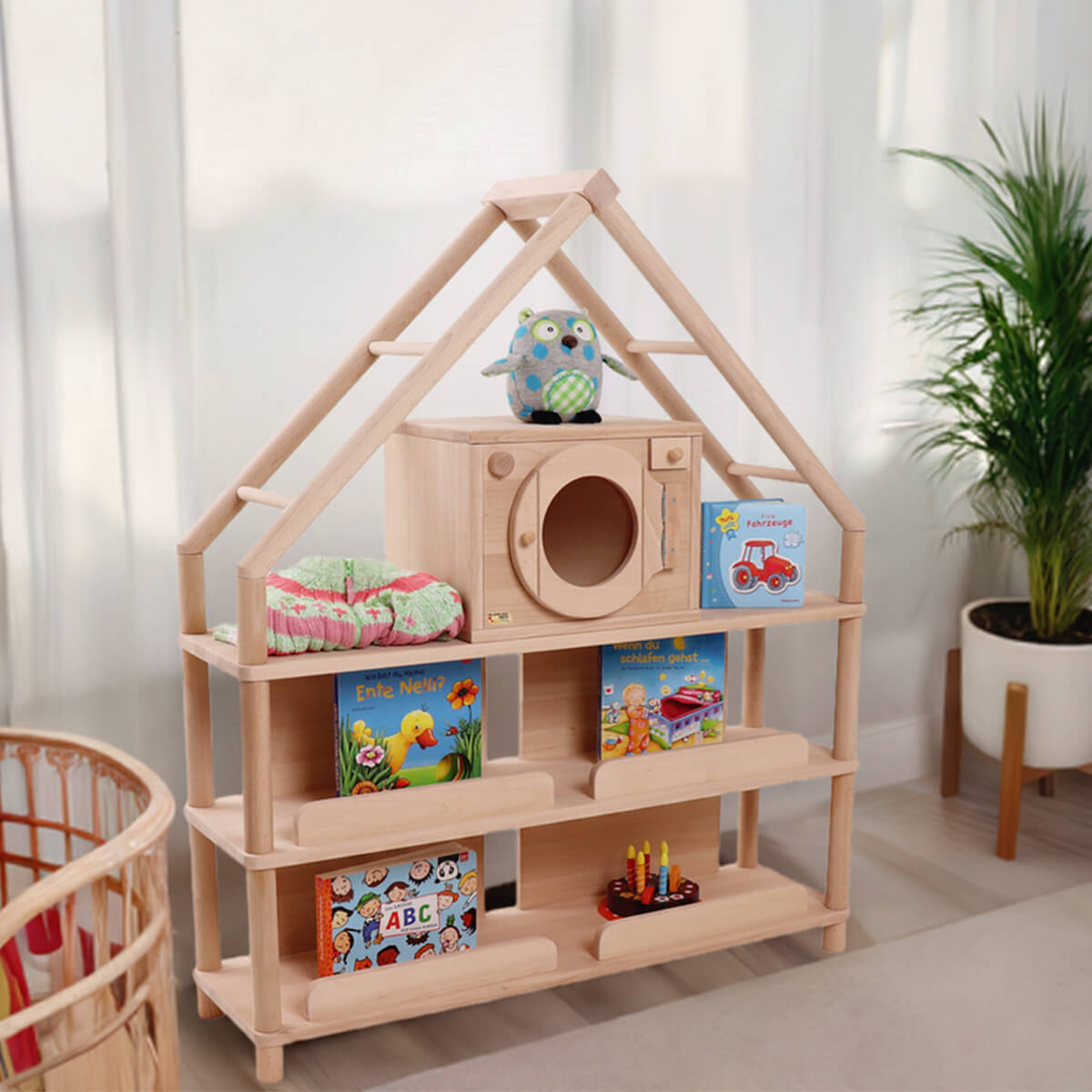Montessori Regal-Haus mit Spitz-Dach breit und hoch