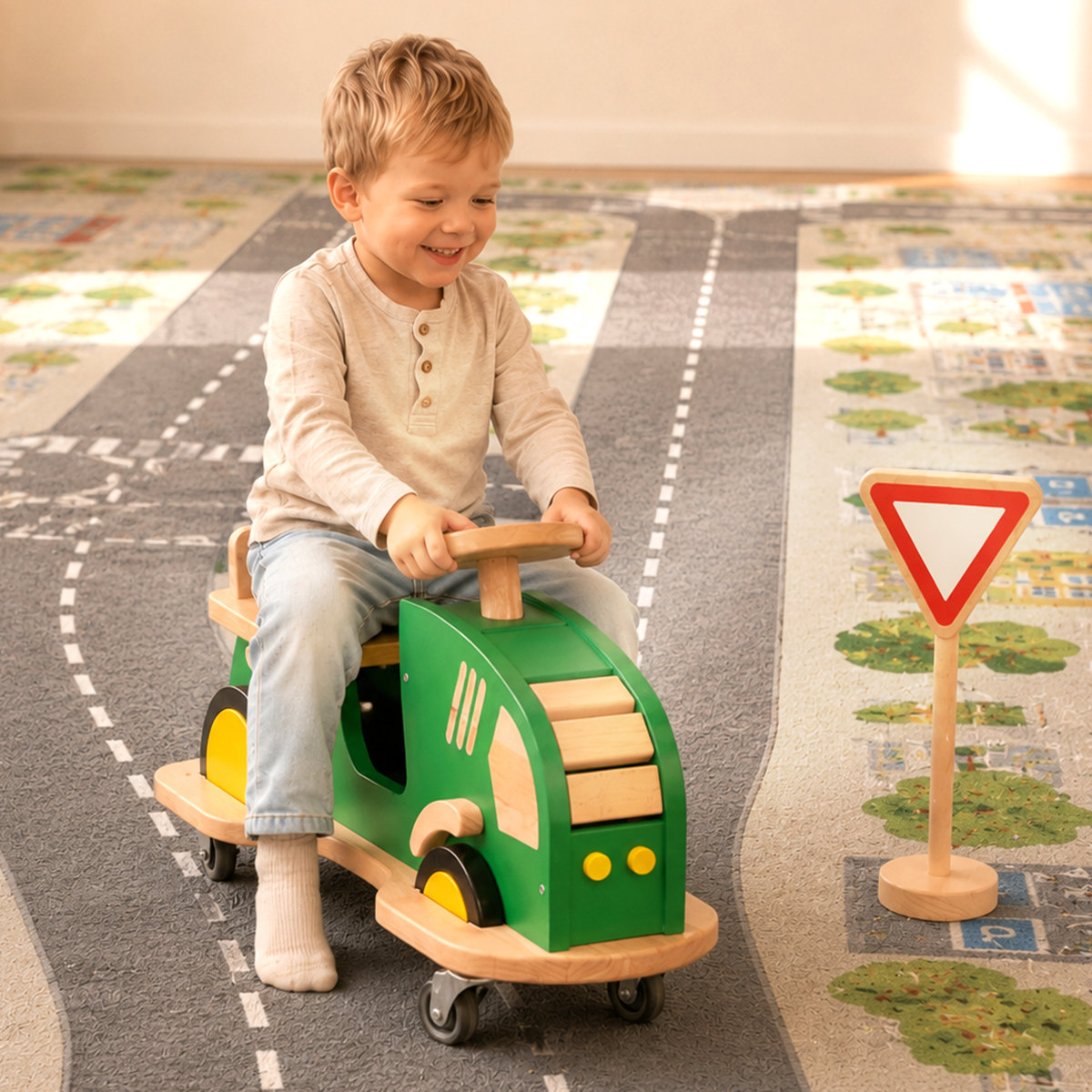 Traktor Rutschauto BERTI - Lauflernwagen aus Buchenholz für Kleinkinder