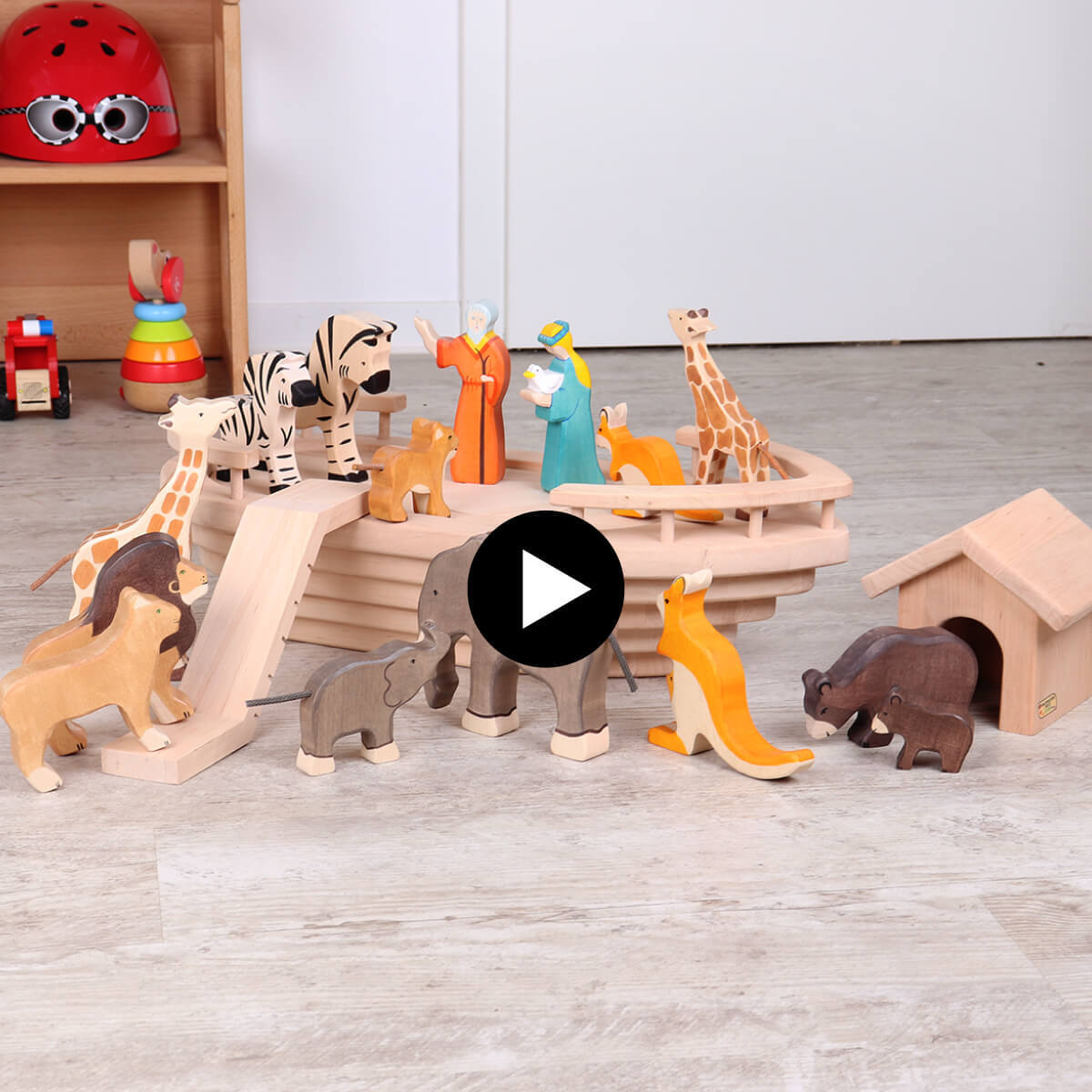 Holzschiff Arche Noah