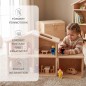 Preview: Kind spielt mit Puppenhaus Garage aus massivem, naturbelassenem Holz mit Auffahrtsrampe. - Benefits
