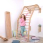 Preview: Flexi Sprossenwand Rama mit Bogen - Spielendes Kind
