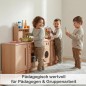 Preview: Kita-Kinder spielen gemeinsam an einer Holz Kinderküchenzeile und lernen spielerisch Alltagsabläufe