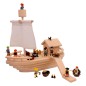 Preview: Kinder-Piratenschaff mit Kajüte, segelstange mit mastkorb und segel, kajüte, rampe aus massivem holz natur und playmobil piraten