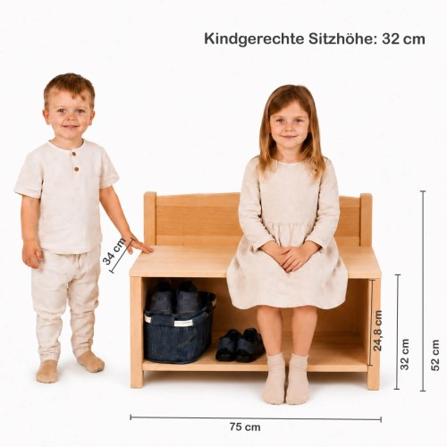 Kinder Sitzbank mit Schuhfach im Größenvergleich mit Kindern – Maße und Sitzhöhe klar dargestellt.