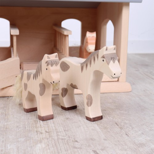 Pferd und Fohlen gefleckt | 2-teiliges Bauernhof Tiere Set | Holztiger | Bauernhof Zubehör | HT-Set-80037+80043