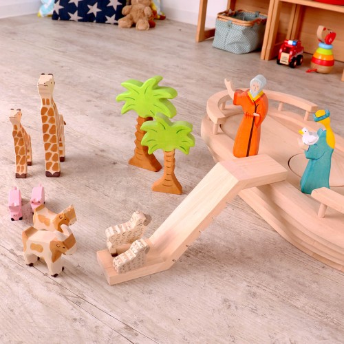 Arche Noah Spielvariante - Alle Tiere gehen paarweise in die Arche Noah.