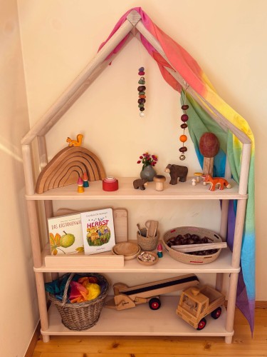 Montessori Bücherregal Bergen für Kinder