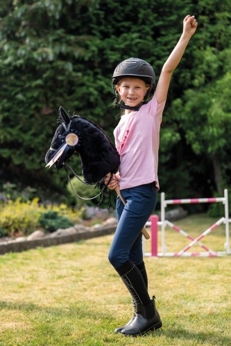 Hobby Horse Pferd schwarz - Wettkampf Training