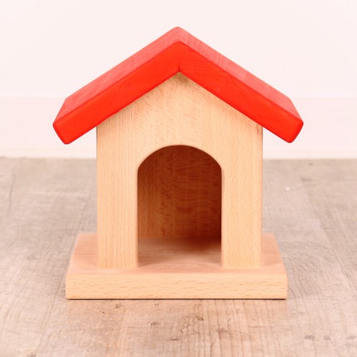 Kinder-Hundehuette aus Massivholz mit rotem Dach