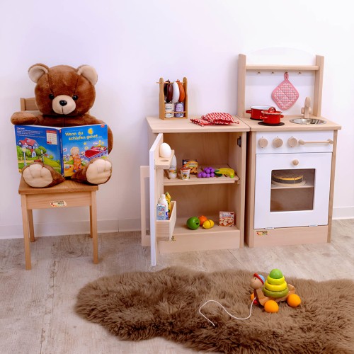 Kühlschrank Lars aus Buchenholz für Kinder