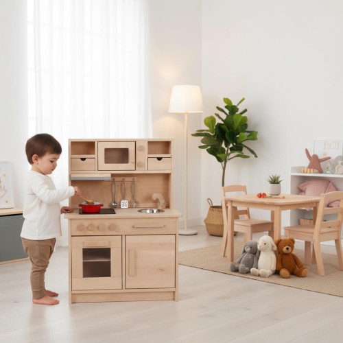Kinderküche - Kleinkind lernt spielerisch kreativ wie eine Küche funktioniert
