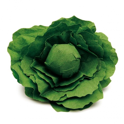 Grüner Spielzeug-Salatkopf aus Holz mit plastisch ausgearbeiteten, geschichteten Blättern für den Kaufladen
