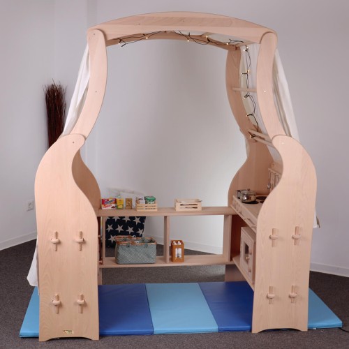 Grosser-Dachbogen-Spielstaender-Buche