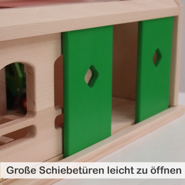 Holz Bauernhof mit Schiebetüren – leicht zu öffnen für kleine Kinderhände