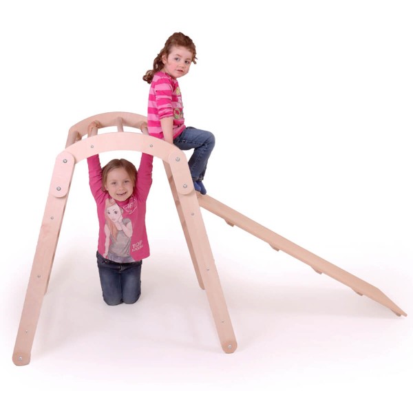 Flexi Kletterbogen Baghira mit spielenden Kindern