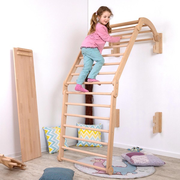 Flexi Sprossenwand Rama mit Bogen - Spielendes Kind