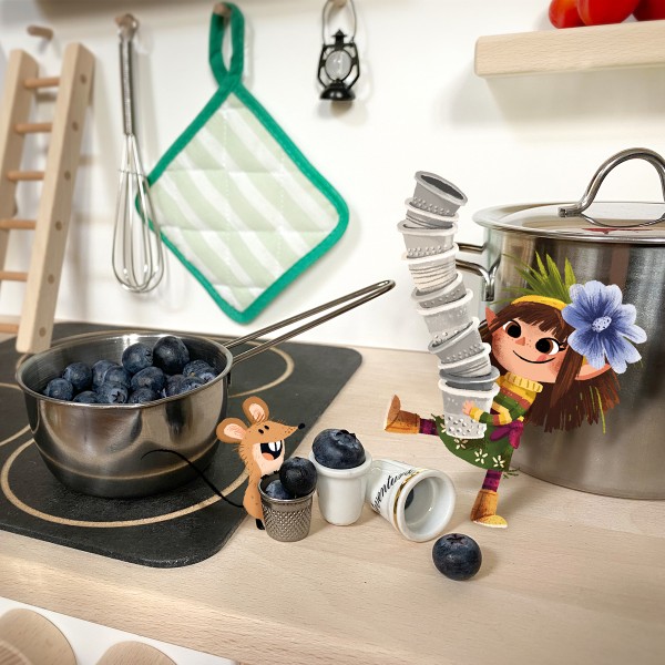 Jeppes Wichtel-Küche | 4-seitig bespielbare Kinderküche Cinderella | mit Wichtel-Haus