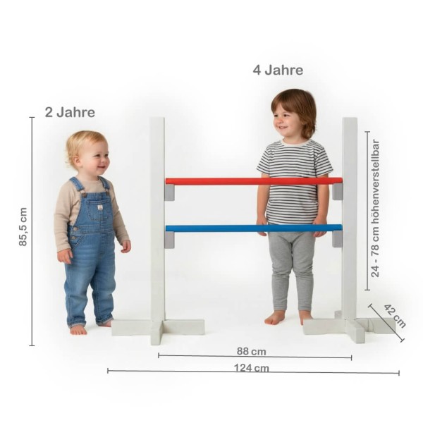 Größenvergleich der Kinder Springhürde aus Holz neben Kindern zur Darstellung von Höhe und Maßen
